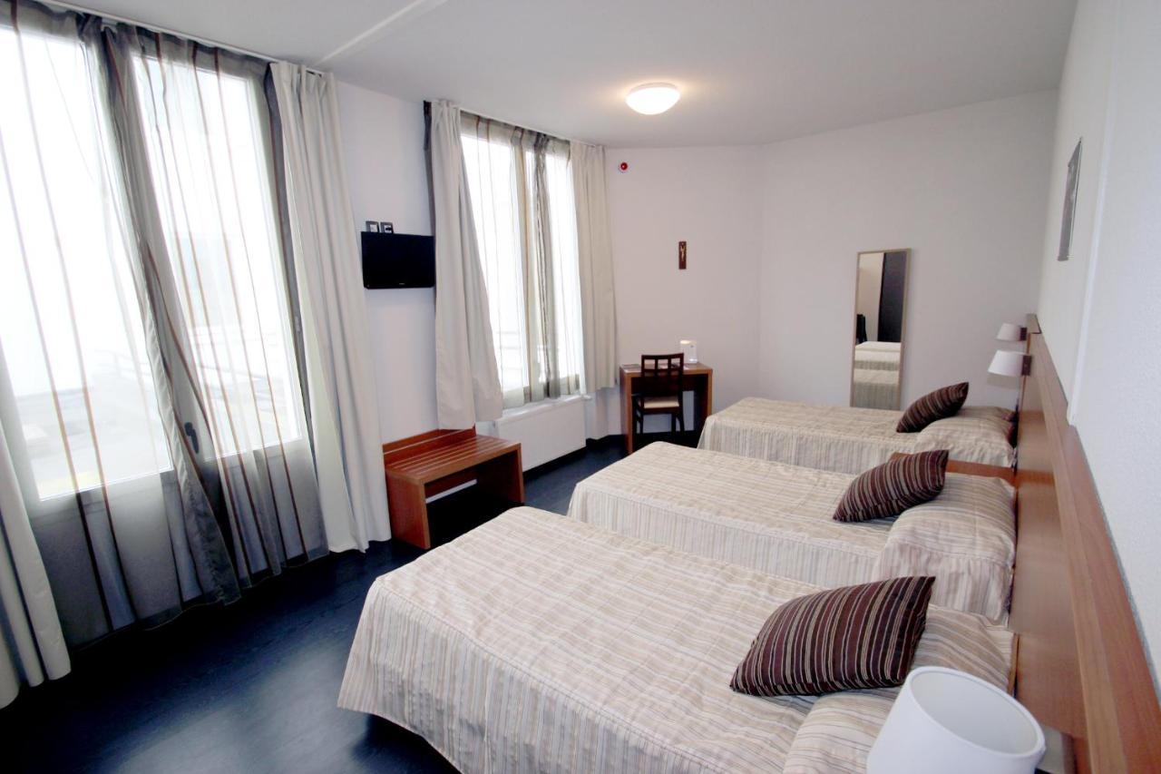 לורדה Hotel Florence חדר תמונה