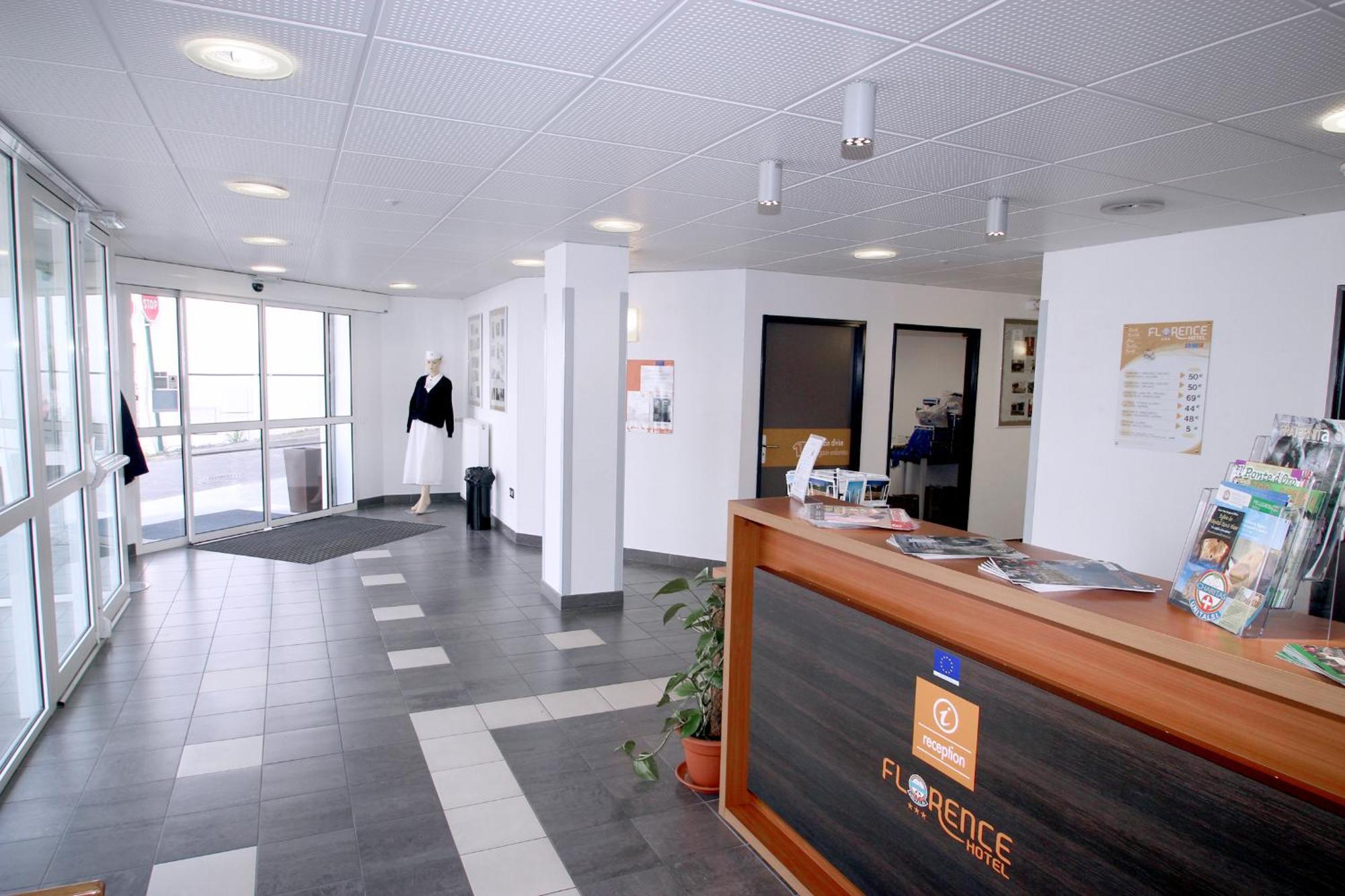לורדה Hotel Florence מראה חיצוני תמונה